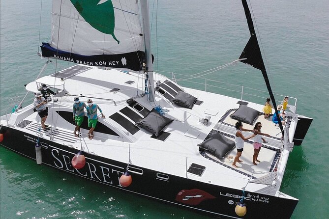 OMBRE Yacht Cruise to Racha & Coral Islands - Checking in at KanEang @ Pier and getting the day moving