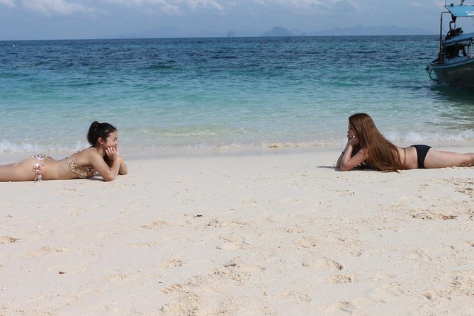 Phi Phi Islands Day Tour Bamboo and Maya Bay with Lunch By Speedboat - The Morning Plan: Royal Phuket Marina and a Fast Safety Brief