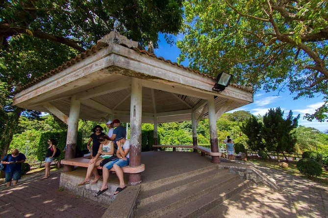 Phuket City Sights : Big Buddha, Wat Chalong & Scenic Viewpoints - The Factory and Shop Time: Cashews, Souvenirs, and the Trade-Off