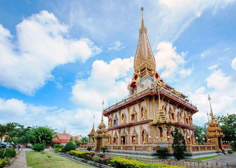 Phuket: Half-Day Viewpoint, Big Buddha and Wat Chalong Tour - Phuket Town and Old Town: Sino-Portuguese architecture and a food stop