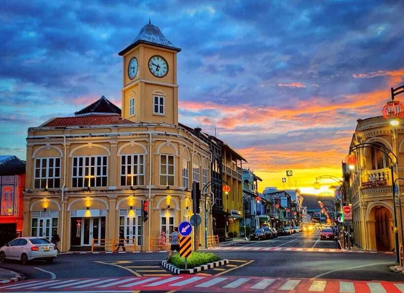 Phuket: Old Town Half-Day Sightseeing with Local Guide - Night market: the only time it appears is the 1:00 PM Saturday/Sunday program