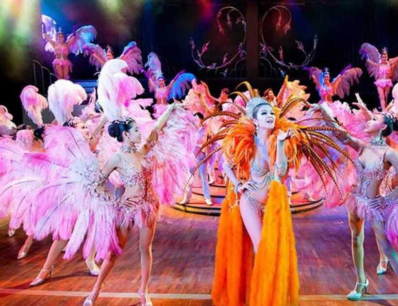 Phuket: Simon Cabaret Show VIP Tickets - The Performers: High Energy, Big Stage Presence