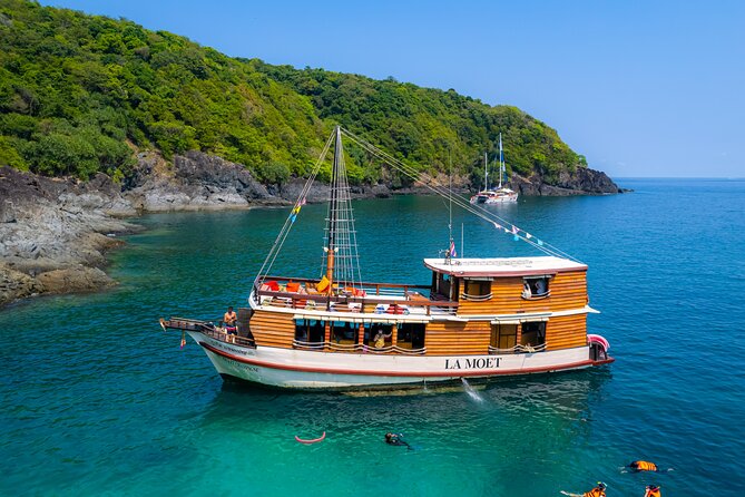 Sun & Sunset Dinner Cruise - Combine the best of both worlds - A Phuket cruise that fits real-life timing